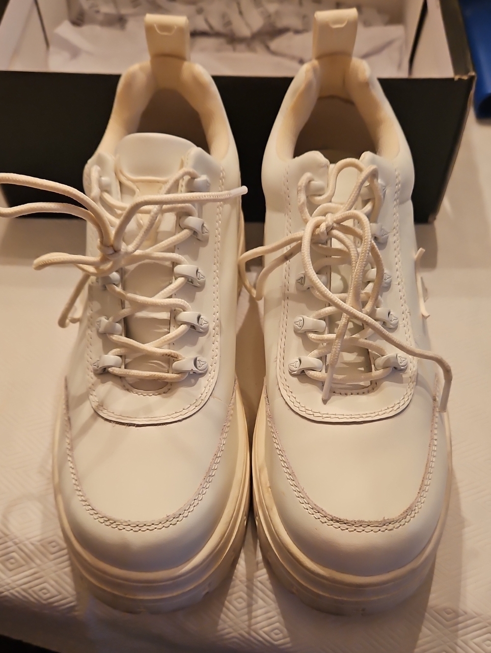 Windsor Smith Cream Platform Lace-Up Sneakers